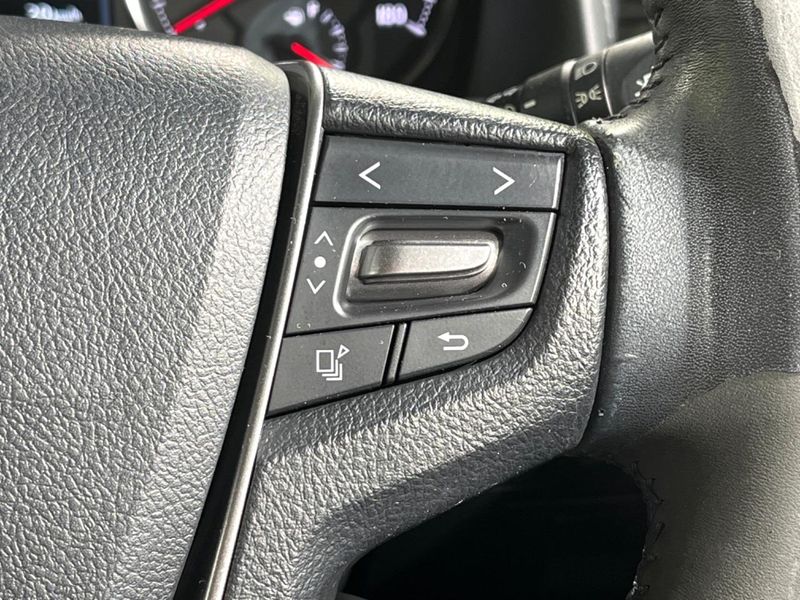 2015 Toyota Alphard DBA-AGH30W (UW-6aa8b5b265ffe)[19]