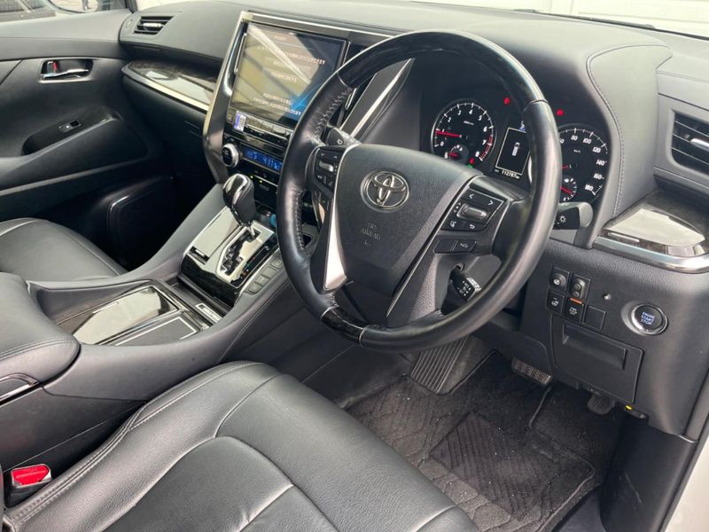 2016 Toyota Vellfire DBA-AGH30W (UW-6aa8b5b4b3969)[27]