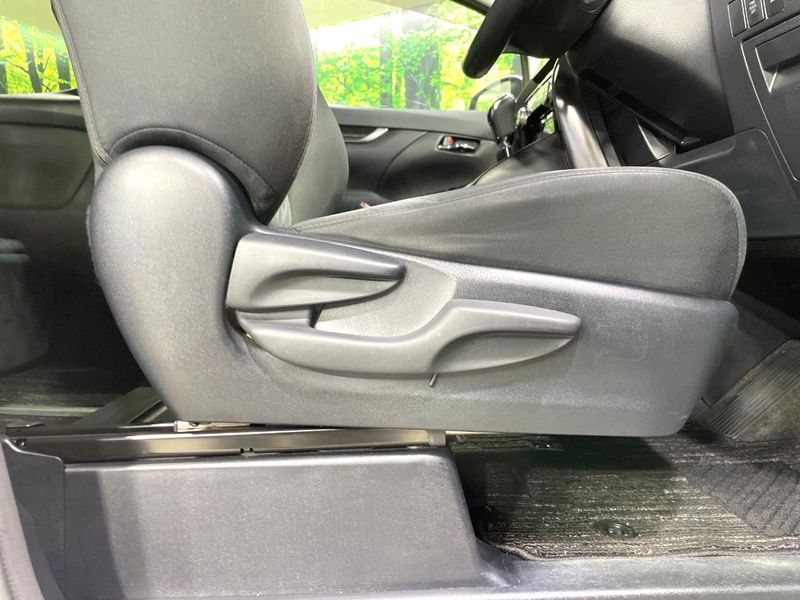 2019 Toyota Alphard DBA-AGH30W (UW-6aa8b5bf0b370)[21]