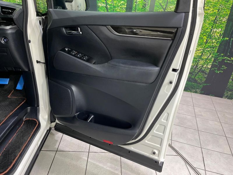 2017 Toyota Alphard DBA-AGH35W (UW-6aa8b5cbe9a4b)[19]