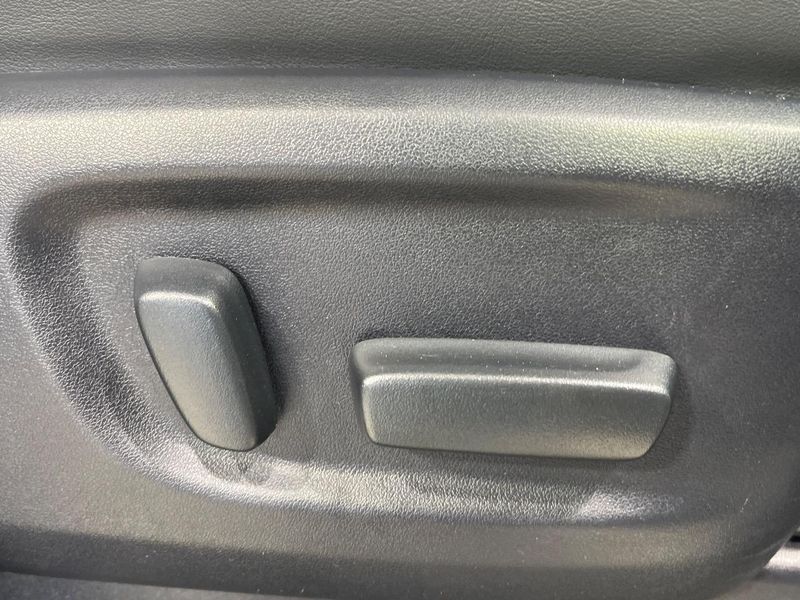 2018 Toyota Vellfire DBA-AGH35W (UW-6aa8b5cca224a)[24]