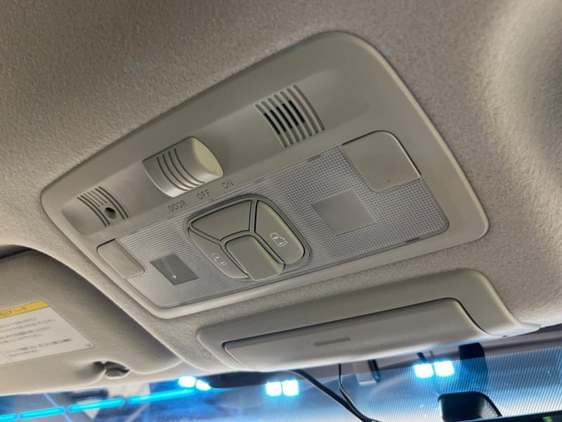 2012 Toyota Estima Hybrid DAA-AHR20W (UW-6aa8b5dd21de4)[7]