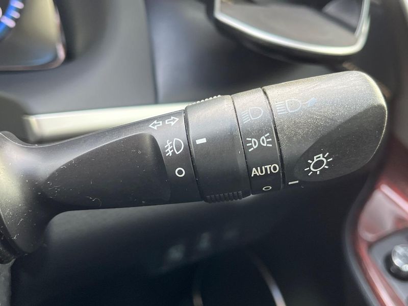 2014 Toyota Harrier Hybrid DAA-AVU65W (UW-6aa8b5e597766)[14]