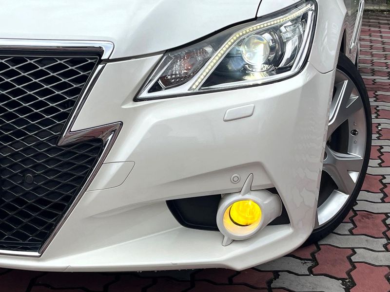 2013 Toyota Crown Hybrid DAA-AWS210 (UW-6aa8b5e7caeaf)[14]