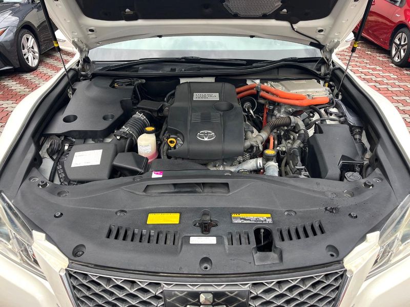 2013 Toyota Crown Hybrid DAA-AWS210 (UW-6aa8b5e7caeaf)[21]