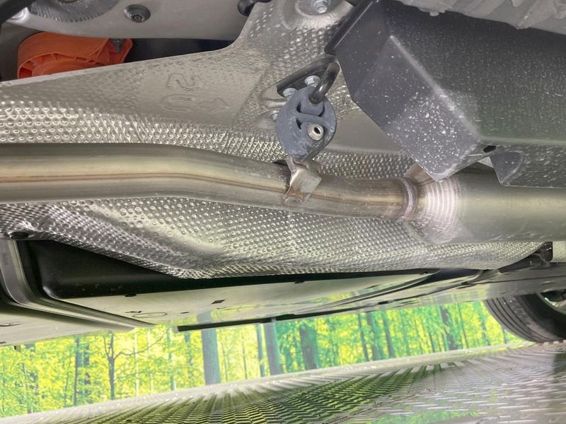 2026 Toyota RAV4 6AA-AXAN64 (UW-6aa8b5f18631c)[25]