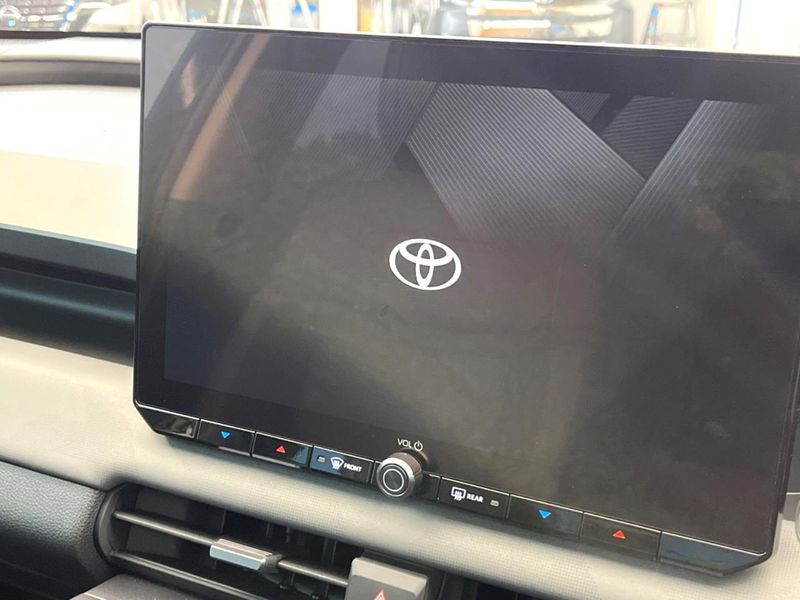 2026 Toyota RAV4 6AA-AXAN64 (UW-6aa8b5f2d9753)[25]