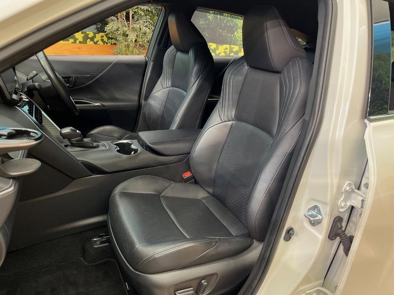2021 Toyota Harrier Hybrid 6AA-AXUH85 (UW-6aa8b60206bd2)[26]