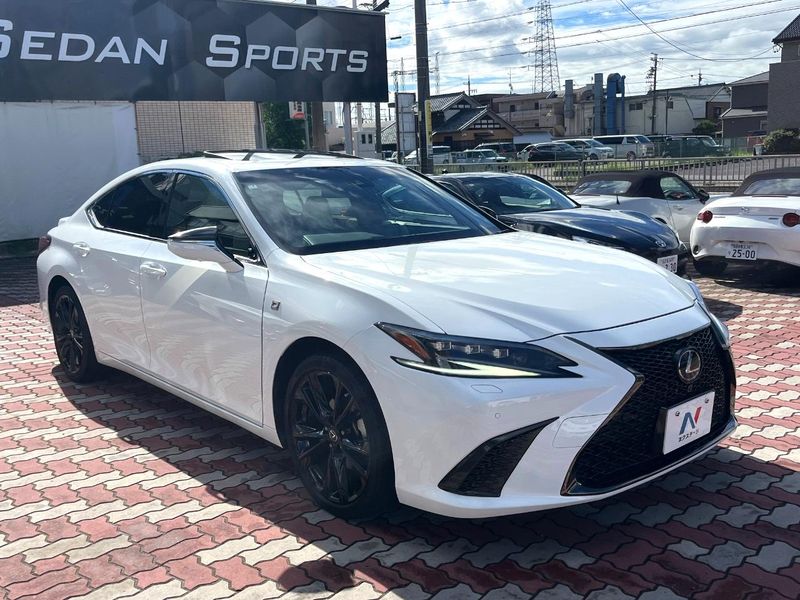 2023 Lexus ES 6AA-AXZH11 (UW-6aa8b60680a1d)[5]