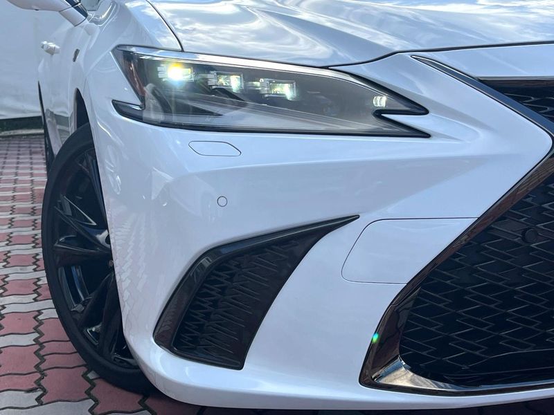 2023 Lexus ES 6AA-AXZH11 (UW-6aa8b60680a1d)[23]