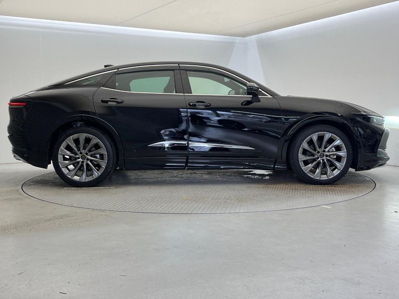 2023 Toyota Crown Crossover 6AA-AZSH35 (UW-6aa8b611be983)[14]