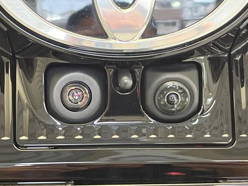 2023 Toyota Crown Crossover 6AA-AZSH35 (UW-6aa8b611be983)[23]
