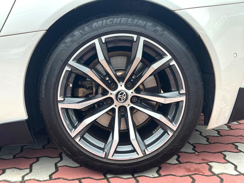 2019 Toyota Supra 3BA-DB22 (UW-6aa8b66683325)[18]