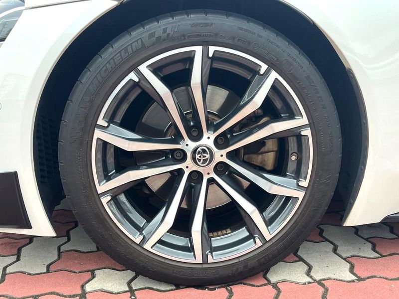 2019 Toyota Supra 3BA-DB22 (UW-6aa8b66683325)[19]
