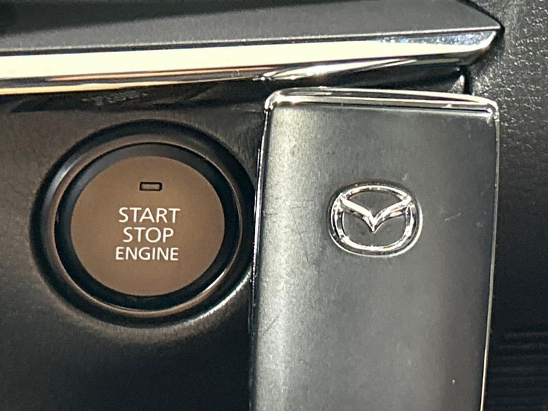 2021 Mazda CX-30 5BA-DMEP (UW-6aa8b67664cf7)[5]