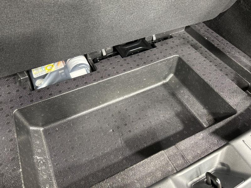 2021 Mazda CX-30 5BA-DMEP (UW-6aa8b677d10aa)[5]