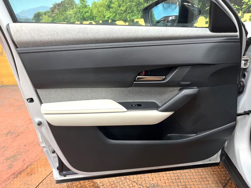 2022 Mazda MX-30 5AA-DREJ3P (UW-6aa8b67ba1791)[6]