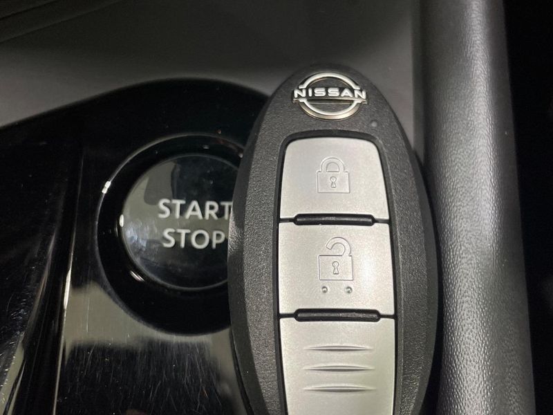 2022 Nissan Note 6AA-E13 (UW-6aa8b685231a7)[5]