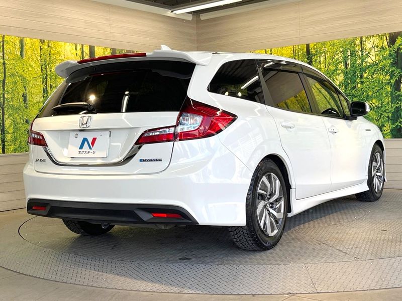 2015 Honda Jade DAA-FR4 (UW-6aa8b69536a7e)[9]