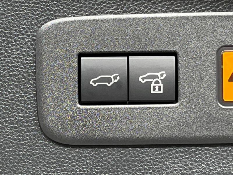 2024 Toyota Land Cruiser 250 3DA-GDJ250W (UW-6aa8b6a579777)[14]