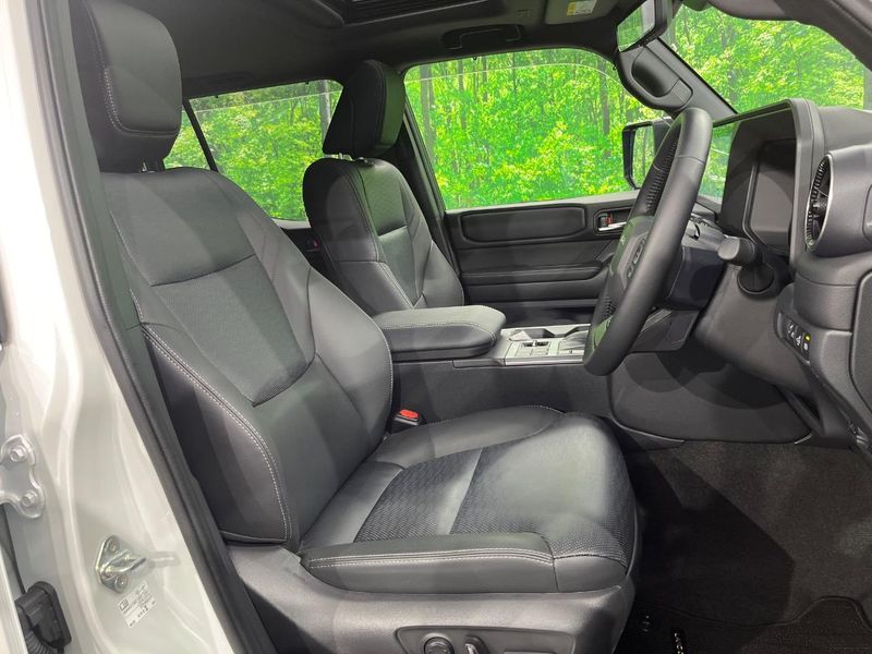 2025 Toyota Land Cruiser 250 3DA-GDJ250W (UW-6aa8b6a7aaa26)[24]