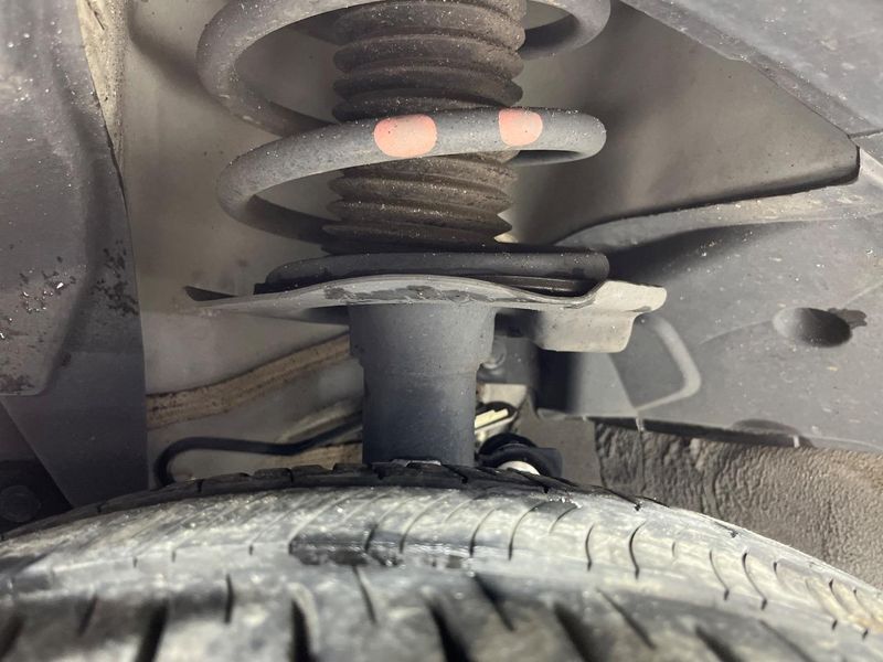 2017 Nissan Serena DAA-GFNC27 (UW-6aa8b6bc194cc)[26]