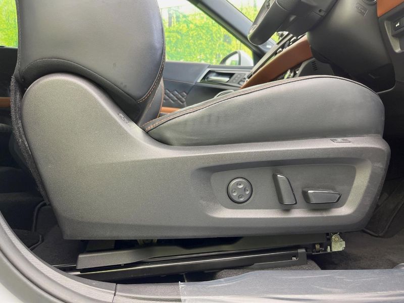 2022 Mitsubishi OUTLANDER PHEV 5LA-GN0W (UW-6aa8b6c2f06bf)[12]