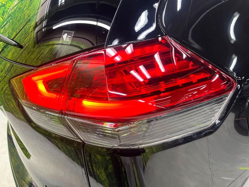 2021 Nissan X-Trail 5AA-HNT32 (UW-6aa8b715ecf3e)[21]