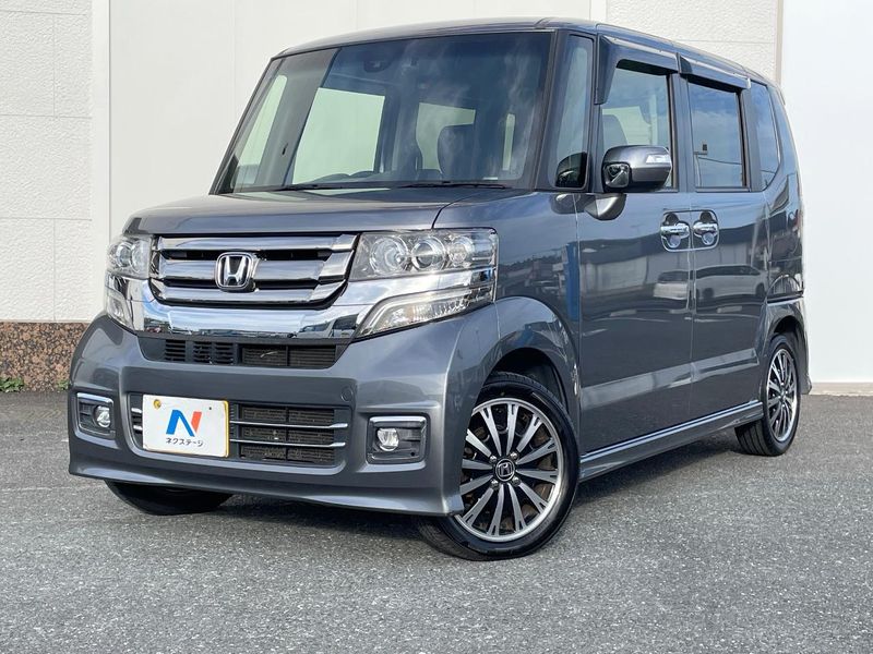 2017 Honda N-BOX CUSTOM DBA-JF1 (UW-6aa8b73cde77e)[0]