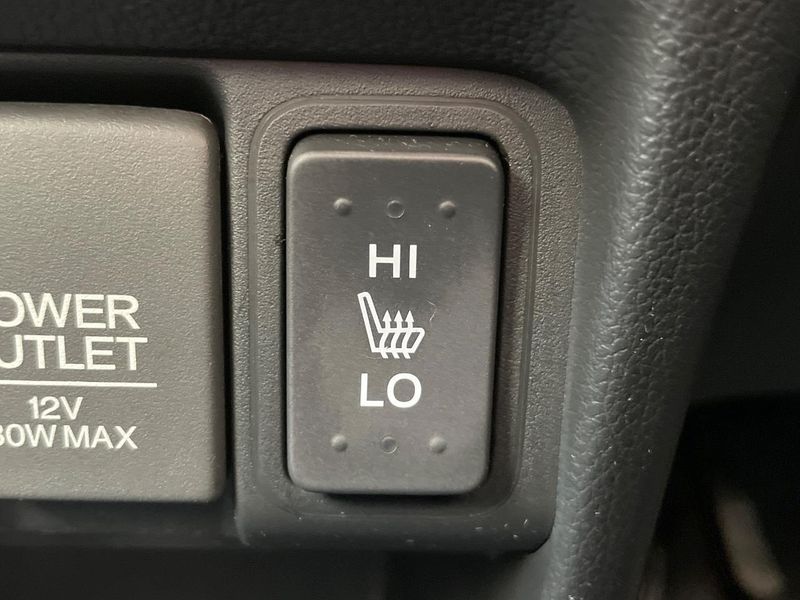 2017 Honda N-BOX CUSTOM DBA-JF1 (UW-6aa8b73cde77e)[27]