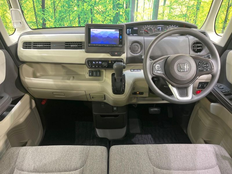2017 Honda N-BOX DBA-JF3 (UW-6aa8b7411d587)[27]