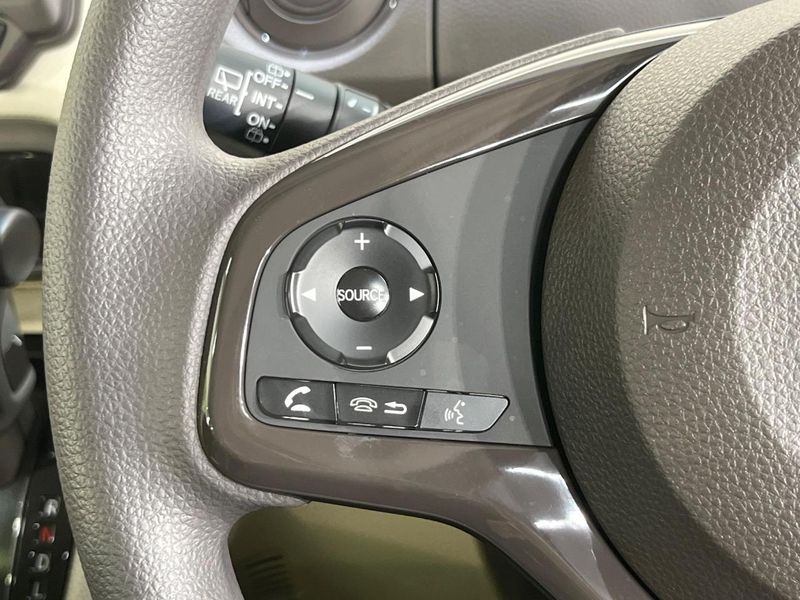 2017 Honda N-BOX DBA-JF3 (UW-6aa8b7411d587)[25]