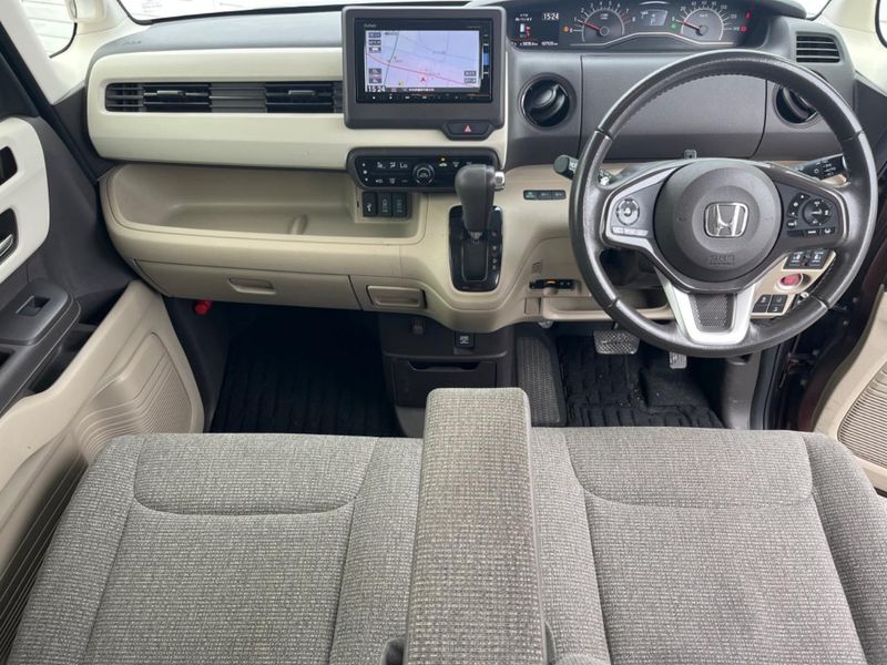 2018 Honda N-BOX DBA-JF3 (UW-6aa8b74f41ebd)[27]