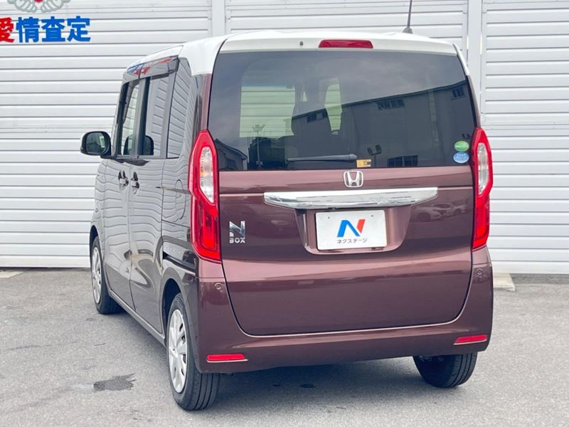 2018 Honda N-BOX DBA-JF3 (UW-6aa8b74f41ebd)[24]