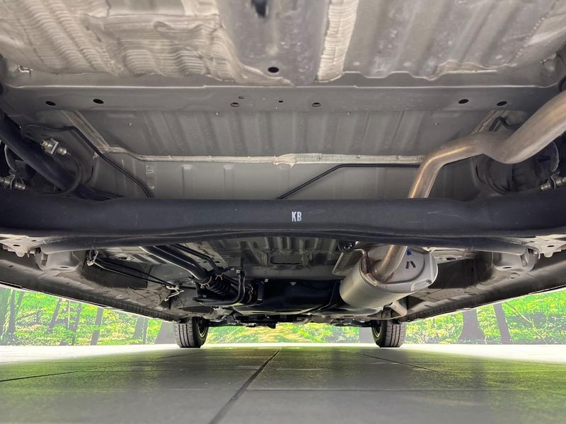 2022 Honda N-BOX CUSTOM 6BA-JF3 (UW-6aa8b75d8851b)[29]