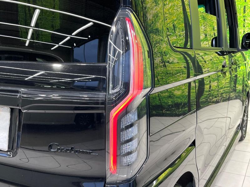 2022 Honda N-BOX CUSTOM 6BA-JF3 (UW-6aa8b75d8851b)[27]