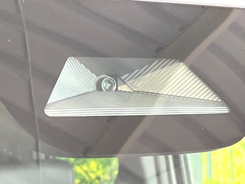 2024 Honda N-BOX CUSTOM 6BA-JF5 (UW-6aa8b76f4d9ec)[4]