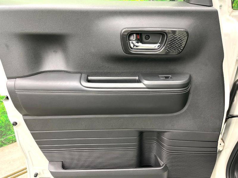 2024 Honda N-BOX CUSTOM 6BA-JF5 (UW-6aa8b7706c744)[16]