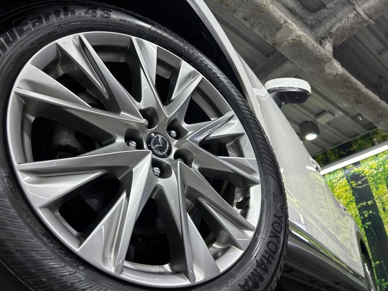2017 Mazda CX-8 3da-kg2p (UW-6aa8b79978caa)[12]