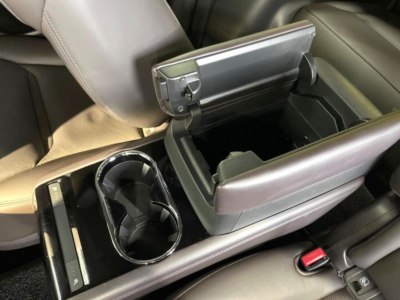 2018 Mazda CX-8 3da-kg2p (UW-6aa8b79c390b1)[23]