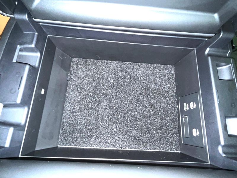 2023 Mazda CX-60 3CA-KH3R3P (UW-6aa8b7a438f7b)[24]