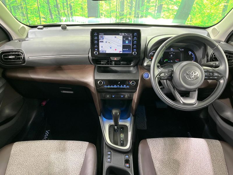2021 Toyota Yaris Cross 6AA-MXPJ10 (UW-6aa8b8a843bb2)[28]