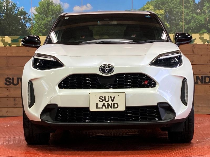 2023 Toyota Yaris Cross 6AA-MXPJ10 (UW-6aa8b8b097a4b)[15]