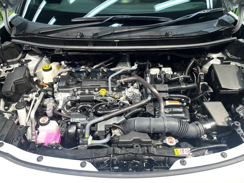 2026 Toyota Yaris Cross 6AA-MXPJ10 (UW-6aa8b8b4efc7a)[6]