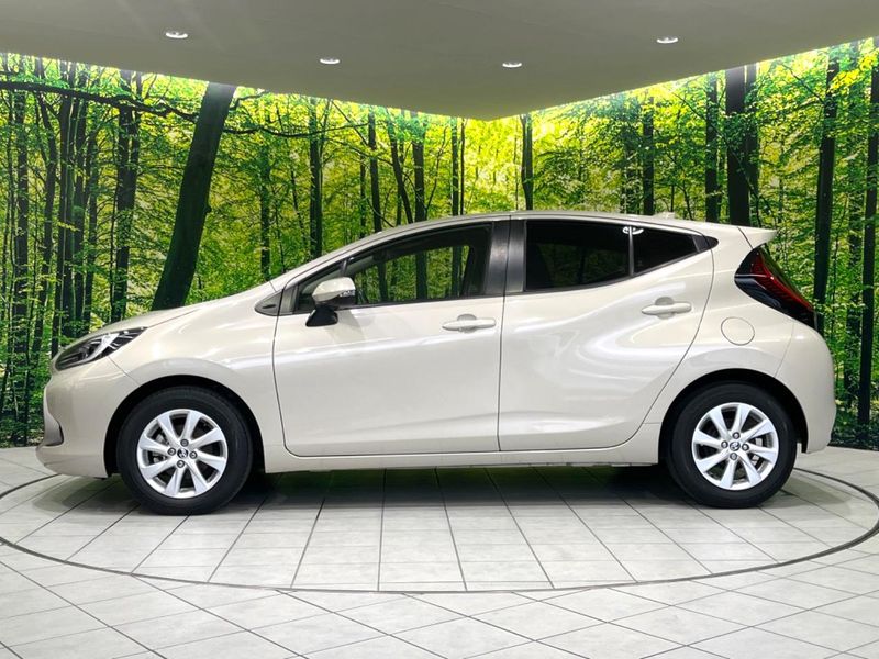 2021 Toyota Aqua 6AA-MXPK11 (UW-6aa8b8b79e5c8)[24]