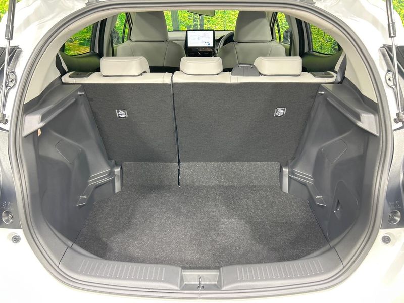 2026 Toyota Aqua 6AA-MXPK11 (UW-6aa8b8be6078d)[26]