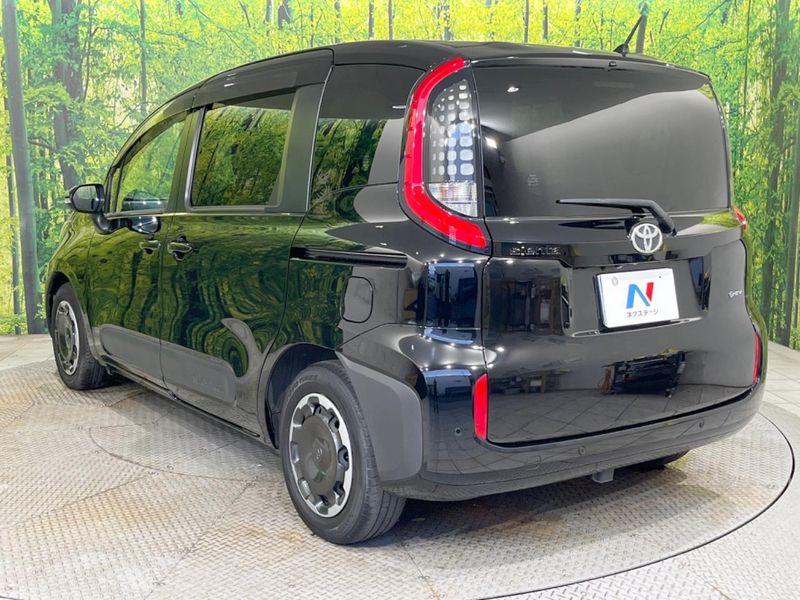 2024 Toyota Sienta 6AA-MXPL10G (UW-6aa8b8c3c3fb6)[6]