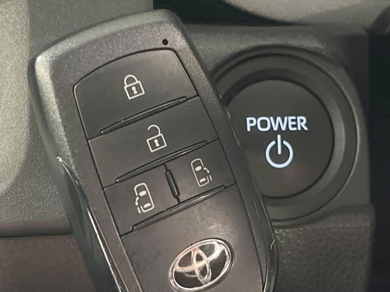 2024 Toyota Sienta 6AA-MXPL10G (UW-6aa8b8c3c3fb6)[21]