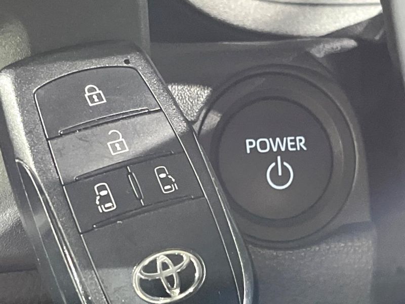 2024 Toyota Sienta 6AA-MXPL10G (UW-6aa8b8c4741f8)[16]
