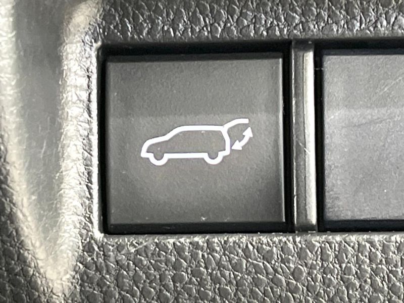 2021 Toyota Harrier 6BA-MXUA80 (UW-6aa8b8cb58308)[29]